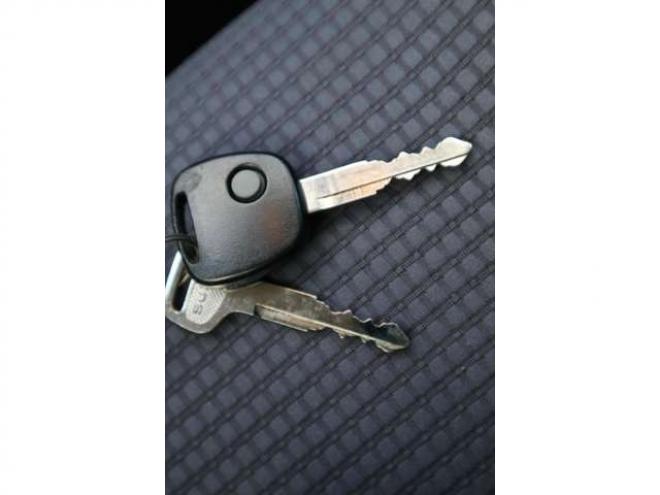 アルトL スズキ セーフティ サポート装着車　純正CDプレイヤー　社外前側ドラレコ　シートヒーター　デュアルセンサーブレーキサポート　車線逸脱警報機能 4WD 660