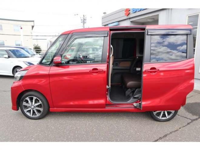 デイズルークスハイウェイスターX Vセレクション 4WD　アラウンドビューモニター(ルームミラー)　両側電動スライドドア　シートヒーター　LEDヘッドライト　エマージェンシーブレーキ 660