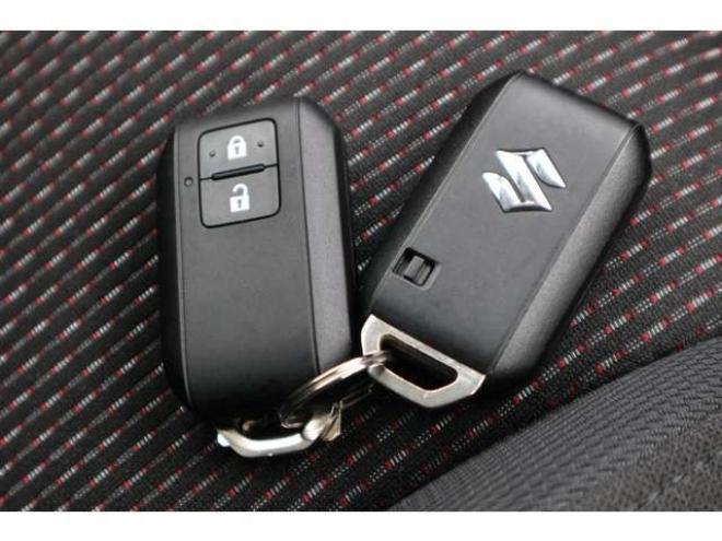 スイフトスポーツ 1.4 スズキ セーフティ サポート非装着車　純正フルセグナビ　ETC　LEDヘッドライト　オートライト　クルーズコントロール　　シートヒーター　ステアリングリモコンスイッチ 2WD 1400