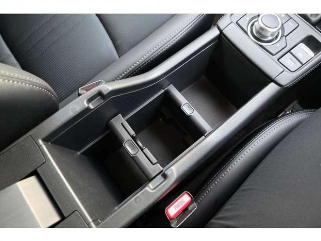 CX-32.0 20S プロアクティブ 4WD　純正フルセグナビ　360°ビューモニター　ETC　前側ドラレコ　ステアリングヒーター　電動パーキングブレーキ　オートブレーキホールド 2000