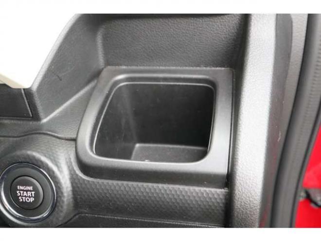 クロスビー1.0 ハイブリッド MX スズキ セーフティ サポートパッケージ装着車 4WD　CDプレイヤー　シートヒーター　アイドリングストップ　パーキングセンサー　デュアルセンサーブレーキサポート　ヒルディセントコントロール 1000