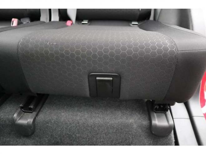 クロスビー1.0 ハイブリッド MX スズキ セーフティ サポートパッケージ装着車 4WD　CDプレイヤー　シートヒーター　アイドリングストップ　パーキングセンサー　デュアルセンサーブレーキサポート　ヒルディセントコントロール 1000