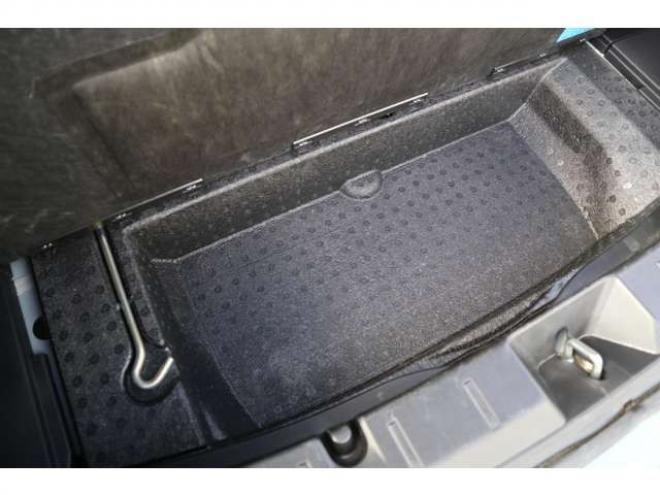 XV2.0i-L アイサイト 4WD　純正フルセグナビ　バックカメラ　ETC　純正ドラレコ　電動パーキング　LEDヘッドライト　ヘッドライトウォッシャー 2000