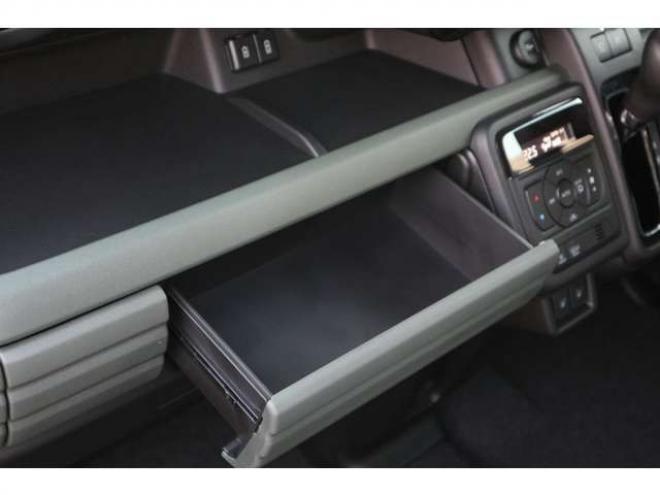 スペーシアギア ハイブリッド XZ 4WD　全方位モニターナビ　スズキコネクト対応　ステアリングヒーター　シートヒーター　デュアルセンサーブレーキサポートII 660