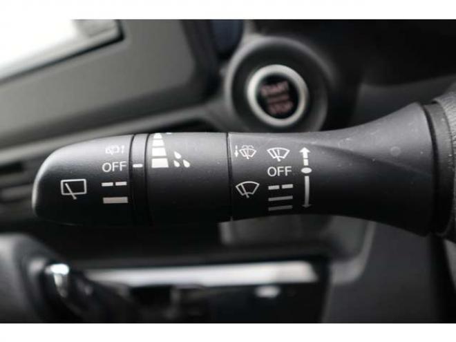 デイズハイウェイスターX 4WD　社外フルセグナビ　アラウンドビューモニター　LEDヘッドライト　シートヒーター　エマージェンシーブレーキ　車線逸脱警報機能 660