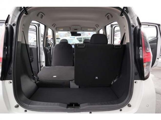 デイズハイウェイスターX 4WD　社外フルセグナビ　アラウンドビューモニター　LEDヘッドライト　シートヒーター　エマージェンシーブレーキ　車線逸脱警報機能 660