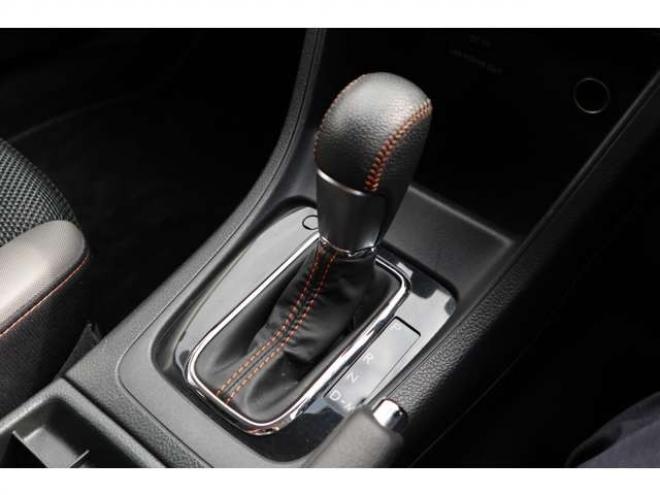 インプレッサXV2.0i-L アイサイト 4WD　純正ナビ　バックカメラ　ETC 前側ドラレコ 2000