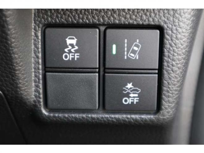 N-BOXカスタム 660 G L ホンダセンシング 4WD　純正フルセグナビ　バックカメラ　ETC　社外360°カメラドラレコ　純正エンジンスターター　シートミラーヒーター　助手席側電動スライドドア 660