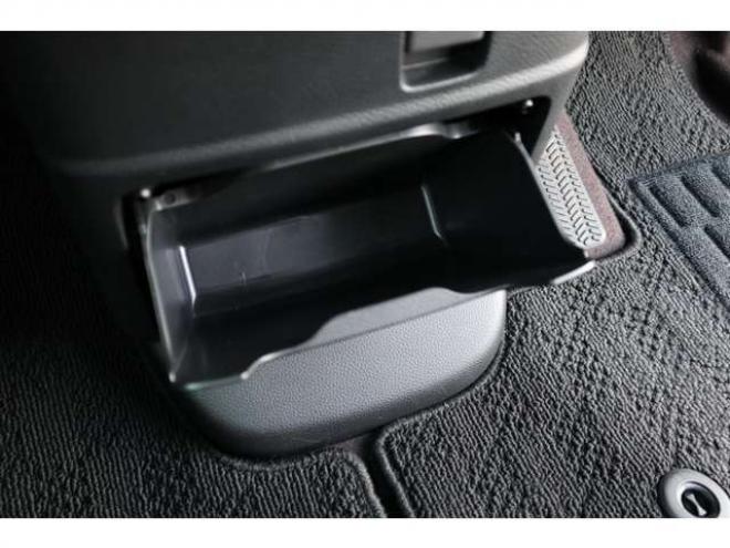 N-BOXカスタム 660 G L ホンダセンシング 4WD　純正フルセグナビ　バックカメラ　ETC　社外360°カメラドラレコ　純正エンジンスターター　シートミラーヒーター　助手席側電動スライドドア 660