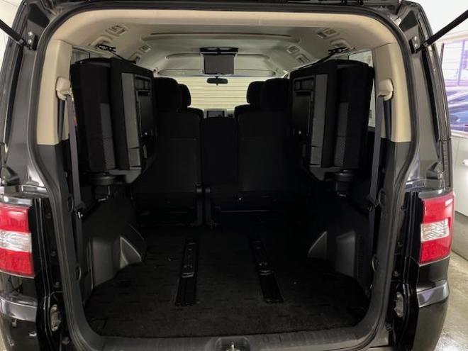 デリカＤ：５　本州仕入　ワンオーナー　寒冷地仕様　禁煙車　両側パワースライドドア　アルパインリアモニター　新品ＴＯＹＯホワイトレター　新品ＪＡＯＳブラックマッドガード　社外１６ＡＷ＋スタッドレスタイヤ付　ＥＴＣ 4WD 2400 5Dr