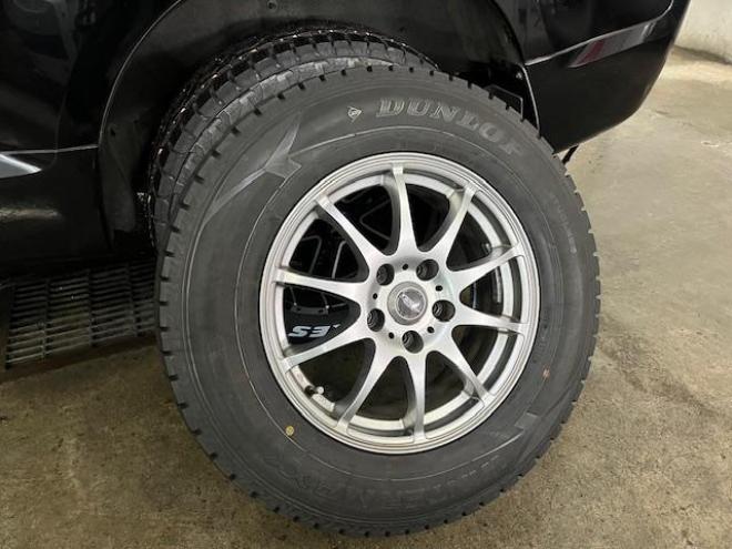 デリカＤ：５　本州仕入　ワンオーナー　寒冷地仕様　禁煙車　両側パワースライドドア　アルパインリアモニター　新品ＴＯＹＯホワイトレター　新品ＪＡＯＳブラックマッドガード　社外１６ＡＷ＋スタッドレスタイヤ付　ＥＴＣ 4WD 2400 5Dr