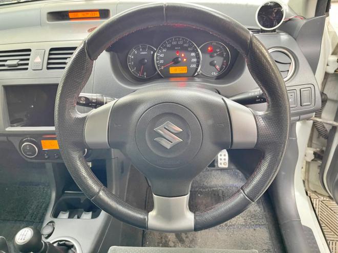 スイフト1.6スポーツ 5年保証 MT ローダウン 寒冷地仕様 禁煙 車検整備2年付 修復歴無