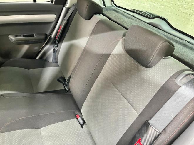 スイフト1.6スポーツ 5年保証 MT ローダウン 寒冷地仕様 禁煙 車検整備2年付 修復歴無