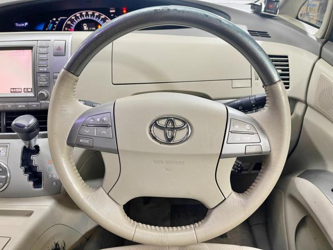 エスティマハイブリッドハイブリッド2.4G 4WD 5年保証 スマキー 両側パワスラ ナビ Bカメ ETC 寒冷地仕様 禁煙 車検整備2年付