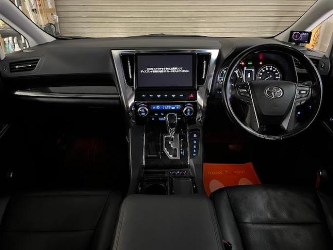 アルファードハイブリッド本州仕入　禁煙車　モデリスタエアロ　純正１０インチビッグナビ　純正リアフリップダウンモニター　フルセグ地デジ　ＤＶＤ再生　Ｂｌｕｅｔｏｏｔｈ　デジタルインナーミラー　シーケンシャルウィンカー　ＥＴＣ 4WD 2500 5Dr