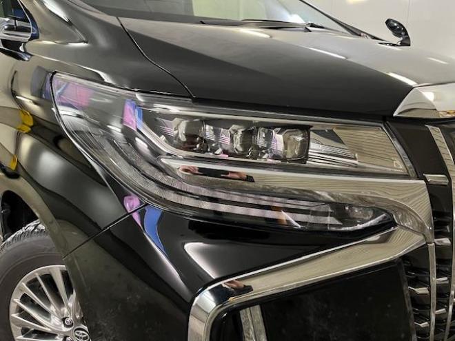 アルファードハイブリッド本州仕入　禁煙車　モデリスタエアロ　純正１０インチビッグナビ　純正リアフリップダウンモニター　フルセグ地デジ　ＤＶＤ再生　Ｂｌｕｅｔｏｏｔｈ　デジタルインナーミラー　シーケンシャルウィンカー　ＥＴＣ 4WD 2500 5Dr