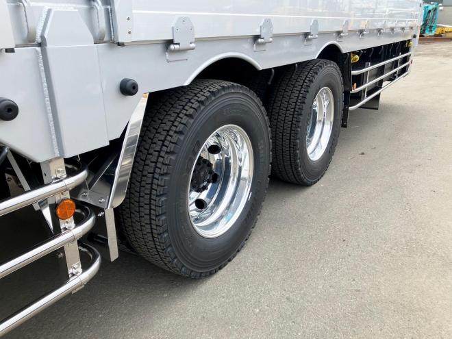 プロフィア未使用　4段ラジコンクレーン車　セルフローダー　重機運搬車ウインチ付　大型トラック　nsl