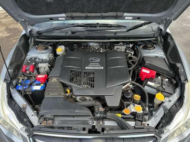 インプレッサXVハイブリッド 2.0i 4WD　ナビ　ワンセグ　アルミホイール　クルーズコントロール　ABS　横滑り防止装置　盗難防止装置　パワステ　パワーウィンドウ　スマートキー　キーレスエントリー　MTモード付　アイドリングストップ　ETC 2000