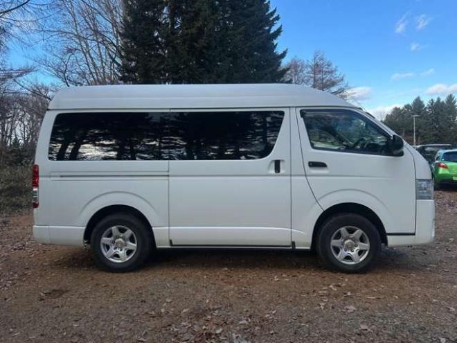 ハイエースバン3.0 DX ロング ハイルーフ GLパッケージ ディーゼルターボ 4WD　純正ナビTV　バックカメラ　寒冷地仕様　キーレス　ETC　ワンオーナー　パワーウィンドウ　パワステ　両側スライドドア 3000