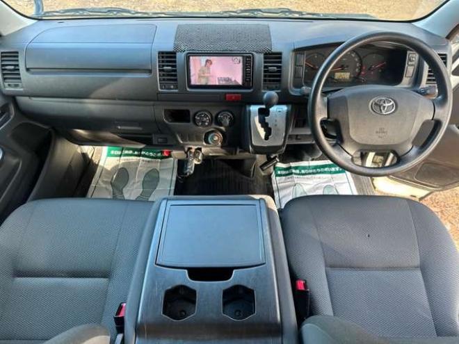 ハイエースバン3.0 DX ロング ハイルーフ GLパッケージ ディーゼルターボ 4WD　純正ナビTV　バックカメラ　寒冷地仕様　キーレス　ETC　ワンオーナー　パワーウィンドウ　パワステ　両側スライドドア 3000