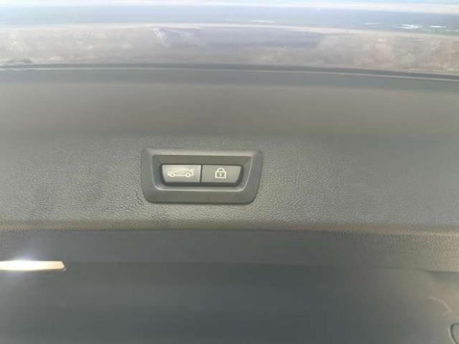 BMWX3 xドライブ20d Mスポーツ ディーゼルターボ 4WD　マイナー後　電動シート　電動リアゲート　TVナビ　バックカメラ　パワステ　パワーウィンドウ　シートヒーター　ETC　アルミホイール　盗難防止装置　ABS　クルーズコントロール 正規輸入車 2000