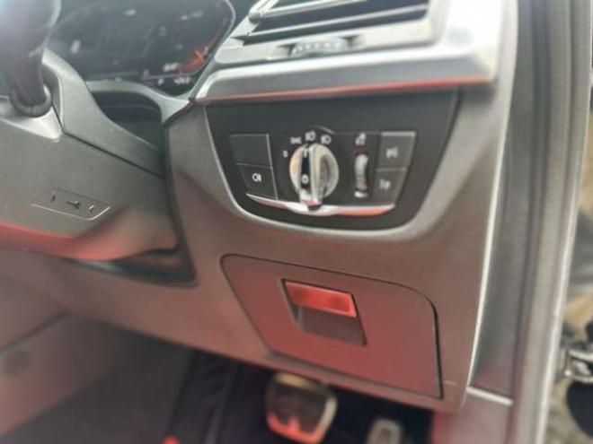 BMWX3 xドライブ20d Mスポーツ ディーゼルターボ 4WD　マイナー後　電動シート　電動リアゲート　TVナビ　バックカメラ　パワステ　パワーウィンドウ　シートヒーター　ETC　アルミホイール　盗難防止装置　ABS　クルーズコントロール 正規輸入車 2000