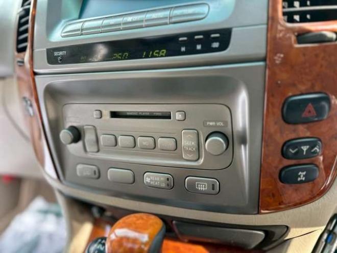 ランドクルーザー100 4.2 VXリミテッド ディーゼルターボ 4WD　エンジンスターター　ETC 純正アルミ　純正ナビ　電動シート　シートヒーター　コンソールクーラーBOX　バックカメラ　パワステ　パワーウィンドウ　クルーズコントロール　ABS 4200