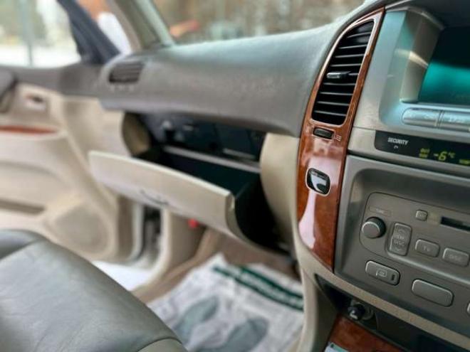 ランドクルーザー100 4.2 VXリミテッド ディーゼルターボ 4WD　エンジンスターター　ETC 純正アルミ　純正ナビ　電動シート　シートヒーター　コンソールクーラーBOX　バックカメラ　パワステ　パワーウィンドウ　クルーズコントロール　ABS 4200