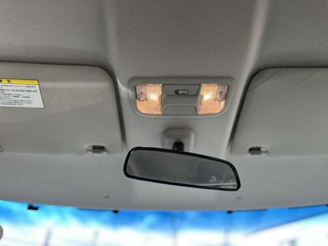 N-BOXカスタムG Lパッケージ 4WD　社外ナビ　左側電動スライドドア　バックカメラ　純正アルミホイール　キーレスエントリー　ABS　パワーウィンドウ　パワステ　盗難防止装置 660