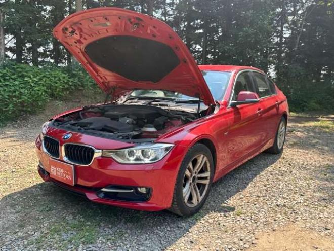 BMW3シリーズ 320i xドライブ 4WD　電動シート/ナビ/Bカメラ/CD/Bluetooth 正規輸入車 2000