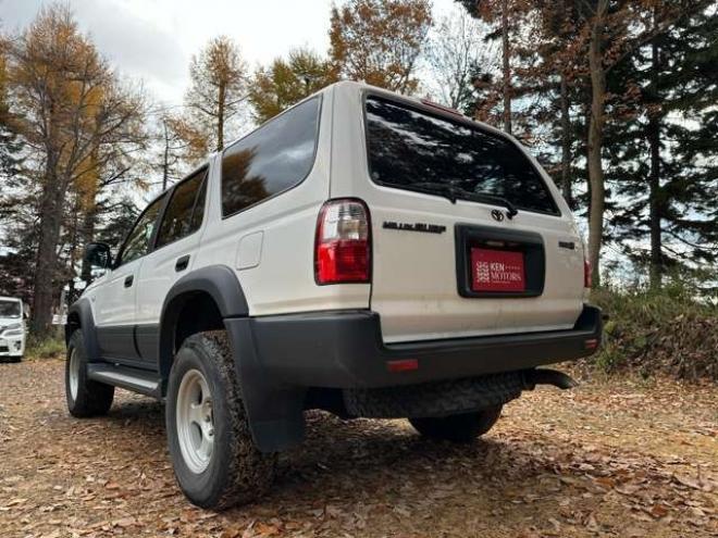 ハイラックスサーフ3.0 SSR-X ディーゼルターボ 4WD　サンルーフ　リフトアップ　ETC　パワステ　パワーウィンドウ　社外アルミ　ABS　キーレス　CDオーディオ 3000