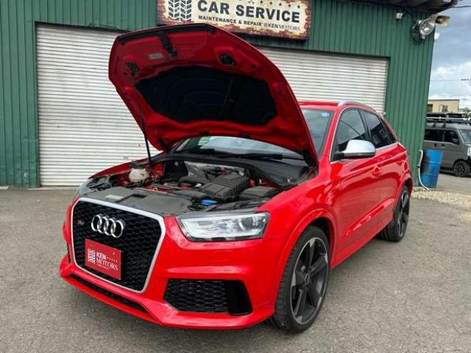アウディRS Q3 2.5 4WD　ナビTV/Bカメラ/パワーシート/純正AW 正規輸入車 2500