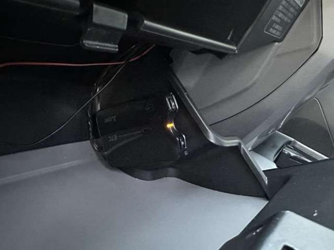 ハイラックスサーフ2.7 SSR-X 4WD　社外地デジナビ　バックカメラ　ウーハー　ドライブレコーダー　ルーフキャリア　ETC　オールテレーンタイヤ　リフトアップ　サンルーフ　社外アルミホイール　ABS　パワーウィンドウ　パワステ　社外グリル 2700