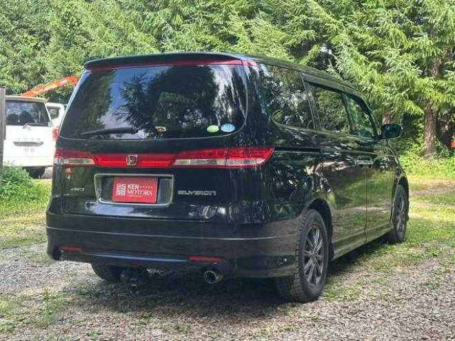 エリシオン2.4 G エアロ HDDナビスペシャルパッケージ 4WD　ABS　バックカメラ　盗難防止装置　エアコン　パワステ　パワーウィンドウ　HDDナビ　ETC　キーレス　3列シート　両側電動スライドドア　アルミホイール　DVD再生　CD　フォグランプ 2400