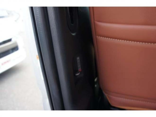 レジアスエース2.8 スーパーGL ロングボディ ディーゼルターボ 4WD　415COBRA丸目キット&CL3フロントリップ&ステージIリアスポ　415SAFARIオーバーフェンダー　ESSEXステラ16インチAW　TOYOオープンカントリーR/T　415COBRAベッドキット　寒冷地仕様　純正ETC 新品シートカバー 2800