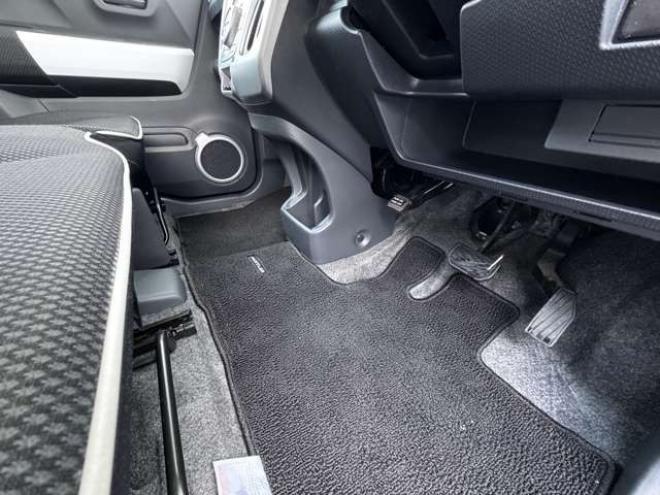 ハスラーG 4WD　スマートキー・プッシュスタート・シートヒーター・AUX・アイドリングストップ・衝突軽減機能・横滑り防止システム 660