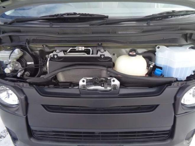 ハイエースバン2.8 DX ロング ディーゼルターボ 4WD　寒冷地仕様　415COBRA　丸目ヘッドライトキット　サファイアフロントリップスポイラー　ENCB16インチアルミ　トーヨーオープンカントリー　リアヒーター　リアエアコン 2800