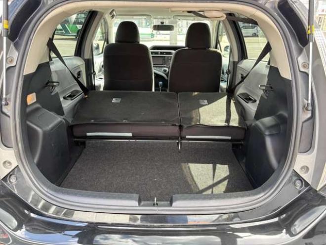 アクア1.5 S　プッシュスタート　スマートキー　純正ナビ7インチ　フルセグTV　Bluetooth　CD/DVD　FM/AM　フルオートエアコン　電動格納ミラー 2WD 1500