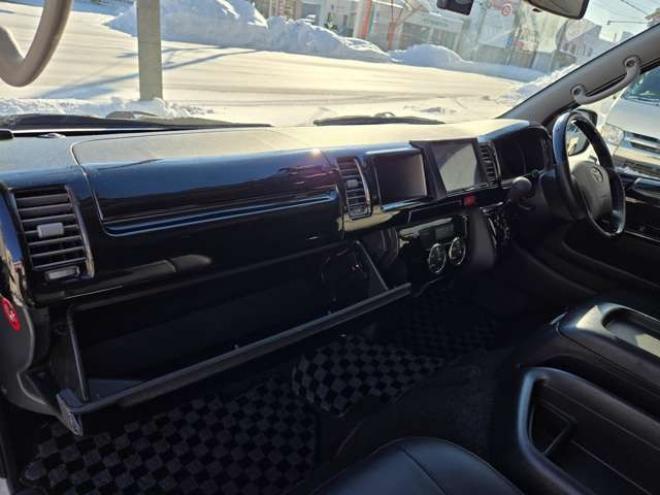 ハイエース2.7 GL ロング ミドルルーフ 4WD　寒冷地仕様　パワスラ　リアヒーター&クーラー　キーレス　アルパイン8インチメモリナビ　フルセグTV　Bluetooth　CD/DVD　フリップダウンモニター　バックカメラ　ドライブレコーダー　ETC　エンジンスターター 2700