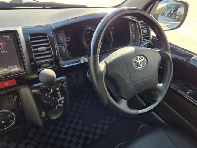 ハイエース2.7 GL ロング ミドルルーフ 4WD　寒冷地仕様　パワスラ　リアヒーター&クーラー　キーレス　アルパイン8インチメモリナビ　フルセグTV　Bluetooth　CD/DVD　フリップダウンモニター　バックカメラ　ドライブレコーダー　ETC　エンジンスターター 2700