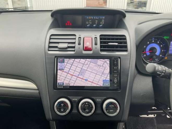 インプレッサXVハイブリッド 2.0i-L アイサイト 4WD　夏冬タイヤ付　　社外ナビTV　バックカメラ　クルコン　ETC　パワーシート　シートヒーター　ドラレコ　プッシュスタート　スターター機能付純正スマートキー　パドルシフト　Bluetooth　ワンオーナー 2000