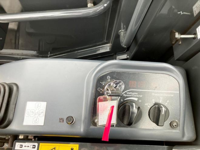 ホイールローダコマツ　中古　WA30-6E0　建機