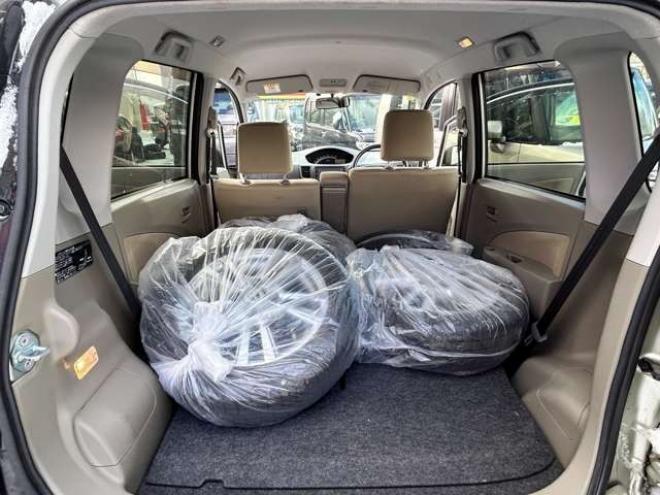 ムーヴカスタム X リミテッド 4WD　ナビ　バックモニター 660