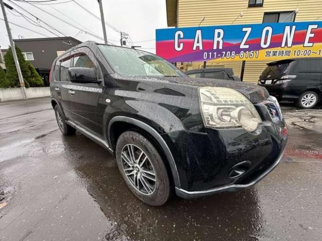 エクストレイル2.0 20X 4WD　社外ディスプレイオーディオ　前後シートヒーター　4WD切り替スイッチ　　横滑り防止装置　ETC　ヒルディセントコントロール　社外アルミホイール夏 2000