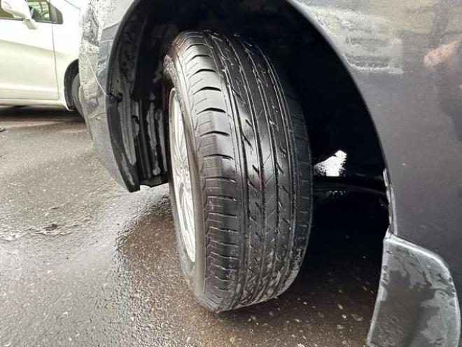 インプレッサスポーツ 1.6 i-L 4WD　アイドリングストップ　フォグランプ　横滑り防止装置　社外CDオーディオ　純正アルミホイール夏　社外アルミホイール冬 1600