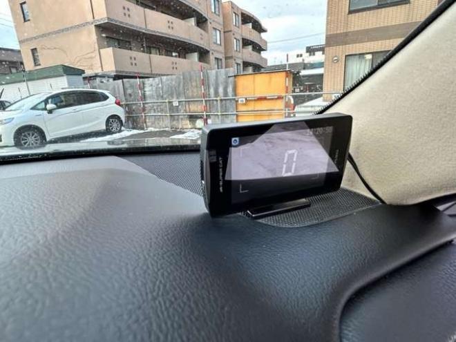 クラウンロイヤル 2.5 ロイヤル i-Four 4WD　ナビバックモニターフルセグTV　エンジンスターター　夏冬タイヤ付き　クルーズコントロール 2500