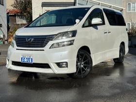 ヴェルファイア　2.4 Z プラチナセレクションII 4WD　HDDナビ　ワンセグ　両側パワースライドドア　パワーバックドア　コーナーセンサー　横滑り防止装置　ビルトインETC 社外アルミホイール夏　バックモニター　社外エンジンスターター　プッシュスタート 2400