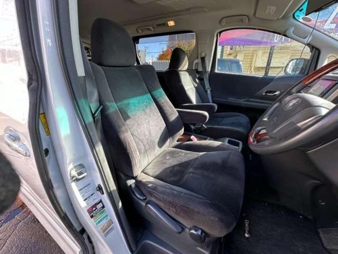 ヴェルファイア2.4 Z プラチナセレクションII 4WD　HDDナビ　ワンセグ　両側パワースライドドア　パワーバックドア　コーナーセンサー　横滑り防止装置　ビルトインETC 社外アルミホイール夏　バックモニター　社外エンジンスターター　プッシュスタート 2400