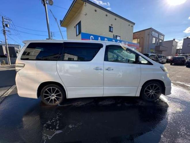 ヴェルファイア2.4 Z プラチナセレクションII 4WD　HDDナビ　ワンセグ　両側パワースライドドア　パワーバックドア　コーナーセンサー　横滑り防止装置　ビルトインETC 社外アルミホイール夏　バックモニター　社外エンジンスターター　プッシュスタート 2400