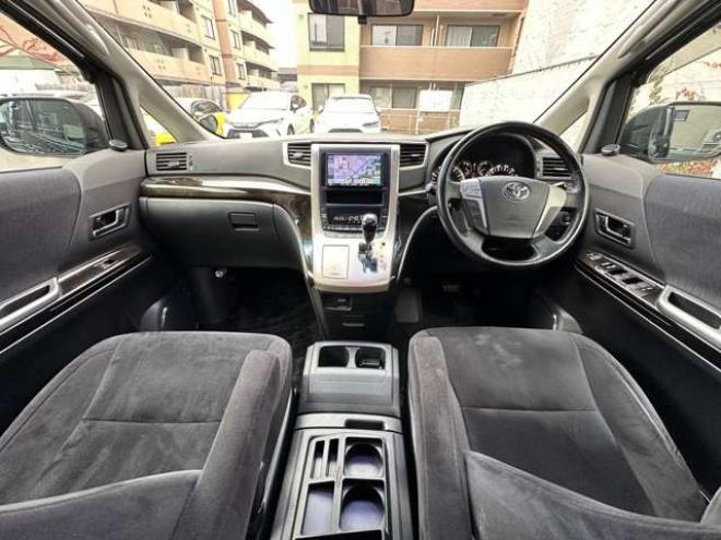 ヴェルファイア2.4 Z プラチナセレクションII タイプゴールド 4WD　寒冷地仕様　両側パワースライドドア　ALPINEフリップダウンモニター　ナビ　地デジ　ビルトインETC　コーナーセンサー　横滑り防止装置　パワーバックドア　社外アルミホイール夏　バックモニター 2400